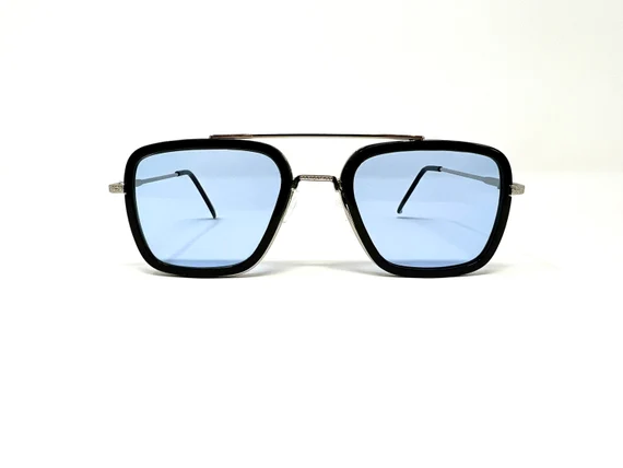 Datei:Brille (Hiroshi Singh).webp