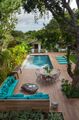 Garten mit Pool