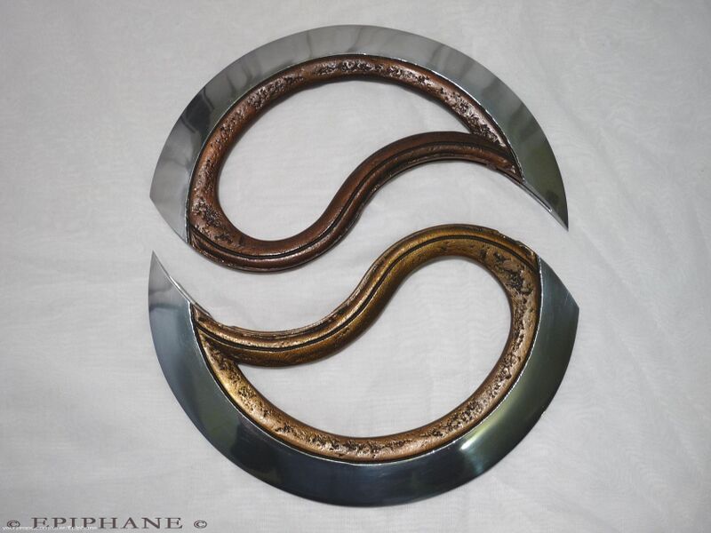 Datei:Chakram (Ayumi Chi).jpg