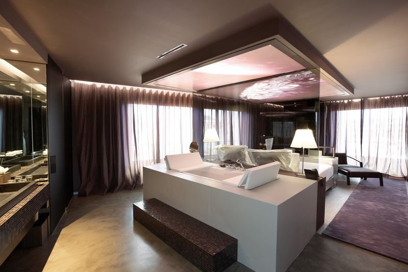 Datei:Bentleys Palast 7.jpg
