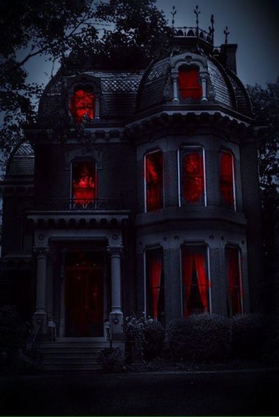 Datei:Galinas Mansion 1.jpg